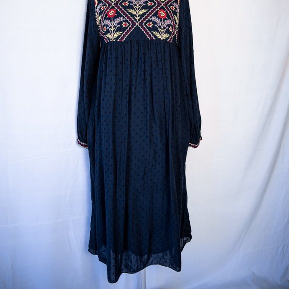Zara Boho Embroidered Dress - Picture 7 of 8